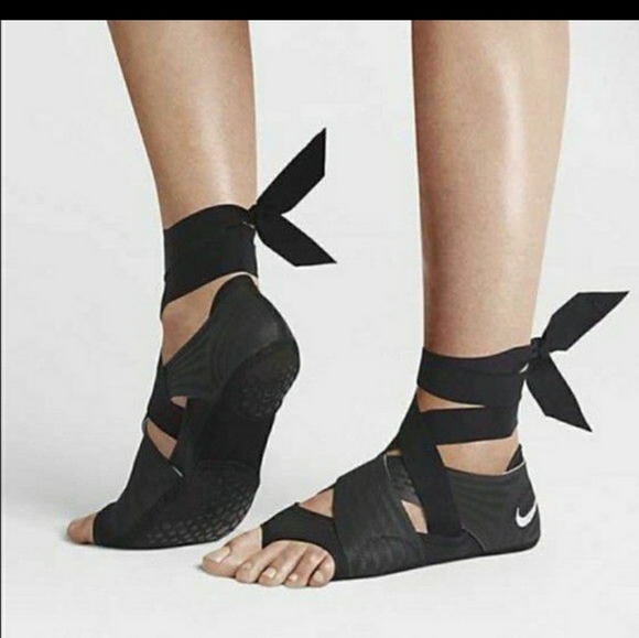 wrap shoes nike